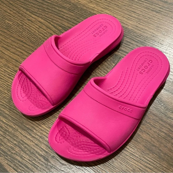 Crocs Iconic Confort Slip-On Hot Pink Sandals Toddlers 13 - Picture 2 of 11